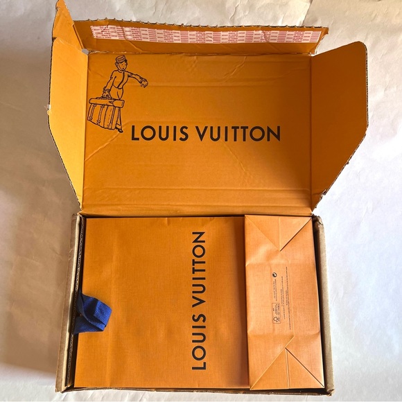 Authentic Louis Vuitton Gift Bag, Gift Box and Gift Envelope Bundle - Picture 16 of 16
